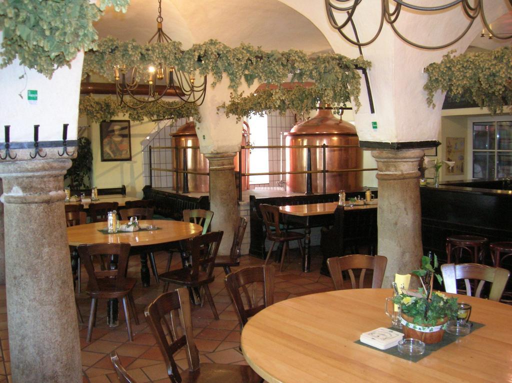 Schlossbrauerei Weinberg - Erste Ooe. Gasthausbrauerei Kefermarkt Ngoại thất bức ảnh